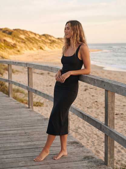 Quinn Sculpted Black Bodycon Midi Dress by Riley Belle